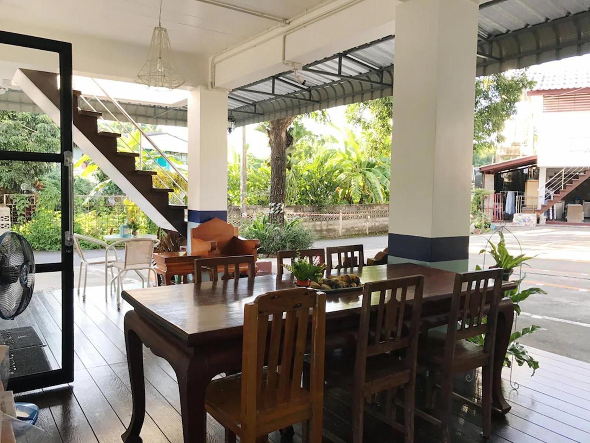 Baan Nukanong Guesthouse Chiang Rai Eksteriør billede